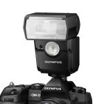 Olympus FL-700WR Blitzgerät