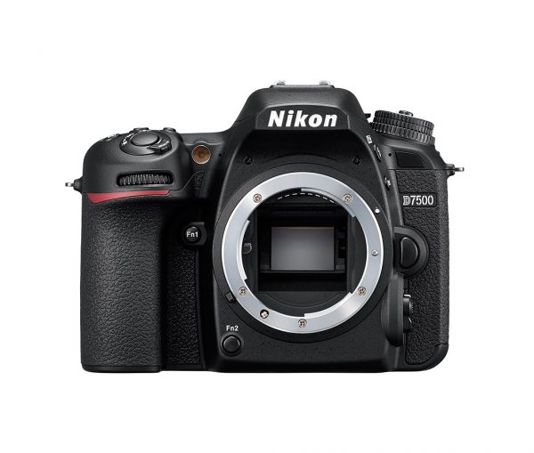 Nikon D 7500 Gehäuse + AF-S 18-140mm/3,5-5,6 DX VR – Bild 3