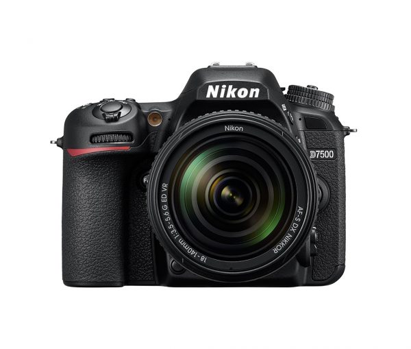 Nikon D 7500 Gehäuse + AF-S 18-140mm/3,5-5,6 DX VR – Bild 4