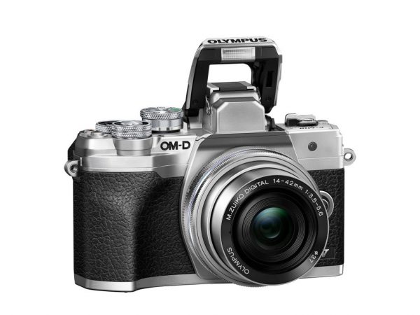 Olympus OM-D E-M 10 Mark IV silber + M.Zuiko 14-42mm/3,5-5,6 EZ