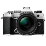 OM System OM-5 silber + M.Zuiko 12-45mm/4 PRO ED