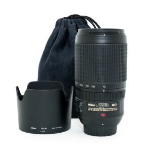 Nikon AF-S 70-300mm/4,5-5,6 G, ED, VR, Sonnenblende, Beutel