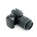 Nikon D 3000 Gehäuse (26550 Auslösungen) Set mit AF-S 18-55mm/3,5-5,6 DX, G, VR