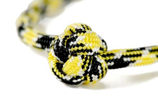 Artisan & Artist Paracord Kompaktkamera-Handschlaufe gelb/schwarz ACAM-P04H YLBK – Bild 4