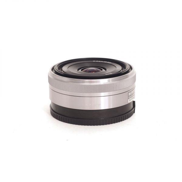 Sony E 16mm/2,8 silber – Bild 2