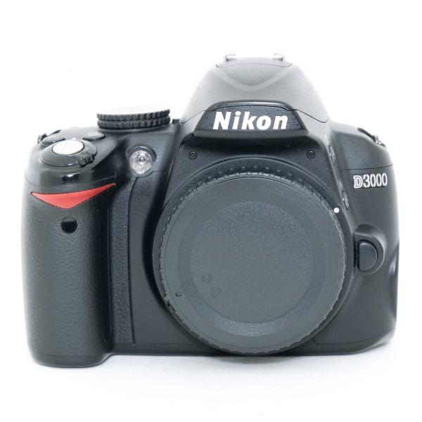 Nikon D3000 Gehäuse (10347 Auslösungen)