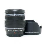 OM System M.Zuiko 12-45mm/4 PRO, Sonnenblende, 6 Monate Garantie