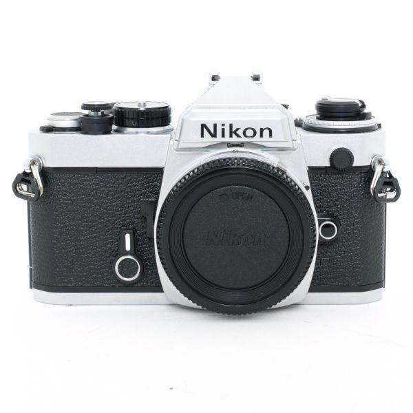 Nikon FE Gehäuse, chrom, OVP (Wie Neu!)