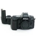 Nikon F90X Gehäuse mit Nikon MB10 Batteriegriff