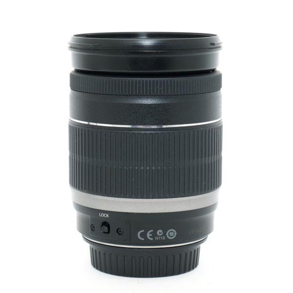 Canon EF-S 18-200mm/3,5-5,6 IS, (leichter Staub im Linsensystem, kein Einfluss auf Bildqualität), Sonnenblende – Bild 2