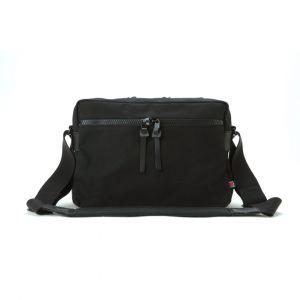 Artisan & Artist Canvas camera bag ACAM 3000 Black