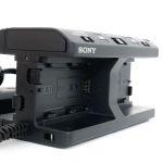 Sony NDA-MQZ1K Vierfachladegerät, inkl. 2x FZ100 Akku, OVP, 1 Jahr Garantie