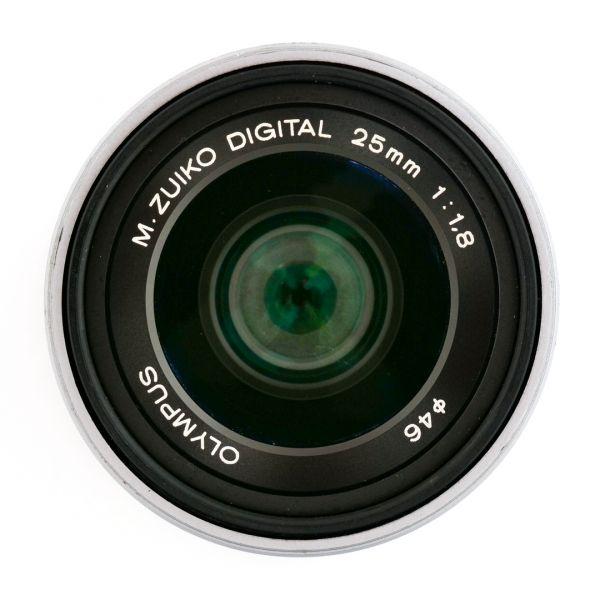 Olympus M.Zuiko 25mm/1,8 silber – Bild 3