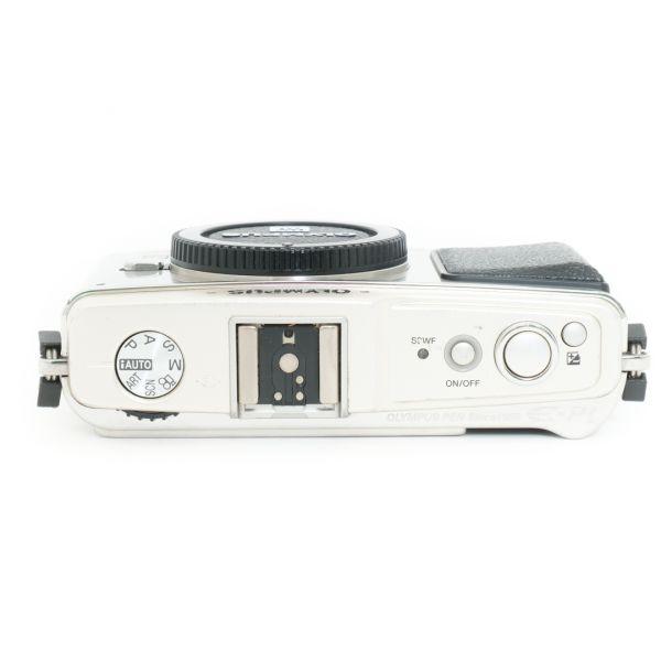Olympus PEN E-P1 Gehäuse, 2. Akku – Bild 4