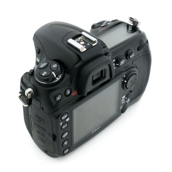 Nikon D 300 Gehäuse (15710 Auslösungen) – Bild 3