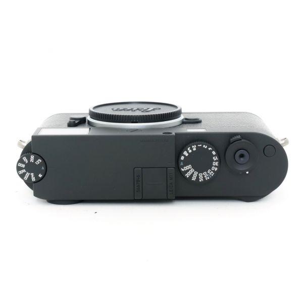 Leica M11 Monochrom Gehäuse schwarz, Sn.5667846, ArtNr.20208, Ausstellungsstück, OVP, 2 Jahre Garantie, inkl. 20% MwSt. – Bild 4