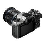 OM-System OM-5 II silber + M.Zuiko 12-45mm/4 PRO