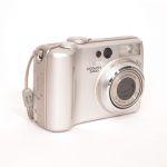 Nikon Coolpix 5200 Digitalcamera silber, OVP, WP-CP2 Unterwassergehäuse (Batteriefach etwas locker – kein Einfluss auf Funktion)