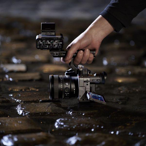 Sony ILME-FX2 + XLR Griff – Bild 8