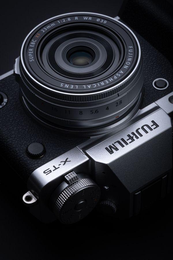 Fujifilm XF 23mm/2,8 R WR silber – Bild 2