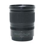 Nikon Z 24-70mm/4 S, (feine Kratzer an Frontlinse, kein Einfluss auf Bildqualität), Sonnenblende