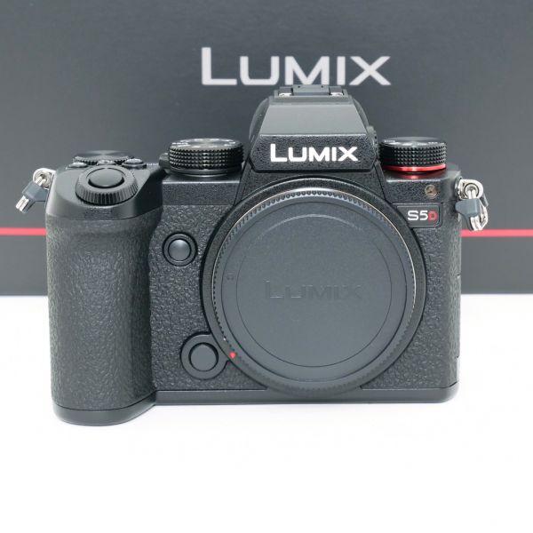 Panasonic Lumix DC-S5D Gehäuse (55 Auslösungen), Ausstellungsstück, OVP, 1 Jahr Garantie, inkl. 20% MwSt.