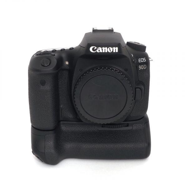 Canon EOS 90 D Gehäuse (unter 7000 Auslösungen) mit BG-E14 Hochformatgriff