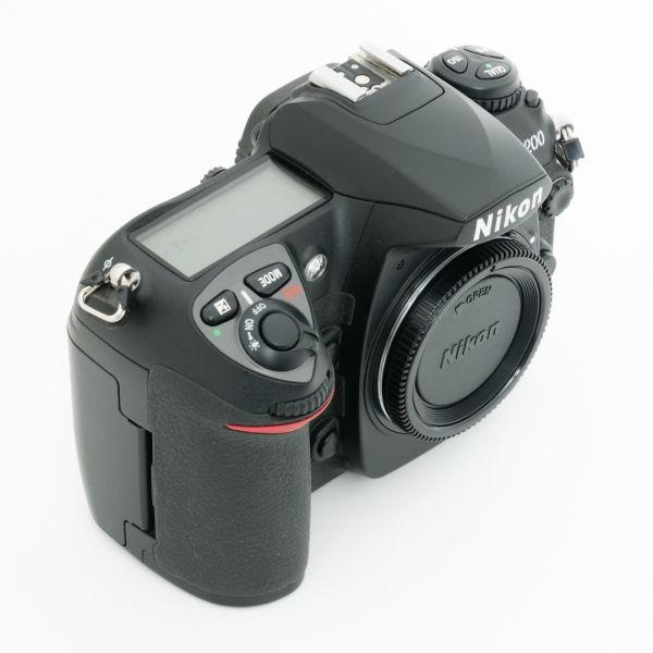 Nikon D200 Gehäuse (4601 Auslösungen) OVP, 2. Akku – Bild 2