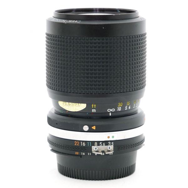 Nikon MF 35-105mm/3,5-4,5 AIS (leichter Staub im Linsensystem, kein Einfluss auf Bildqualität)