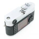 Leica M 8 Gehäuse silber Sn. 3101924, Art. Nr. 10702, inkl. 2 Nachbauakkus und Griffleiste