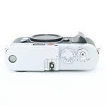 Leica M 8 Gehäuse silber Sn. 3101924, Art. Nr. 10702, inkl. 2 Nachbauakkus und Griffleiste