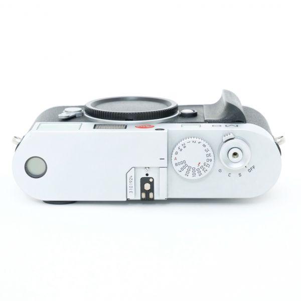 Leica M 8 Gehäuse silber Sn. 3101924, Art. Nr. 10702, inkl. 2 Nachbauakkus und Griffleiste – Bild 3