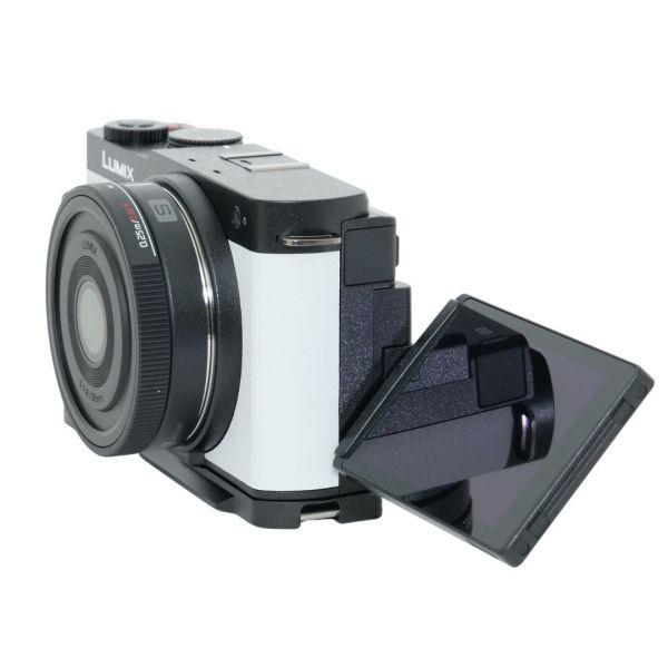 Panasonic Lumix DC-S9 smokey white + Lumix S 26mm/8 + Smallrig Handgriff Special Kit – Bild 6