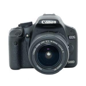 Canon EOS 500D Gehäuse (21708 Auslösungen), (USB-Abdeckung defekt) + EF-S 18-55mm/3,5-5,6 IS