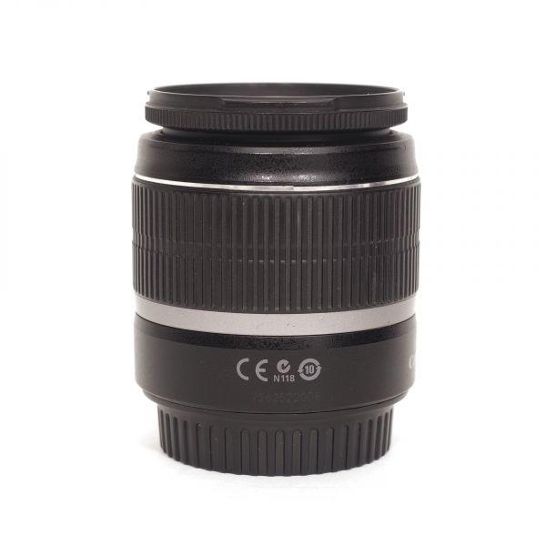 Canon EF-S 18-55mm/3,5-5,6 IS (feine Kratzer auf Frontlinse - kein Einfluss auf Bildqualität), inkl. 20% MwSt. – Bild 2