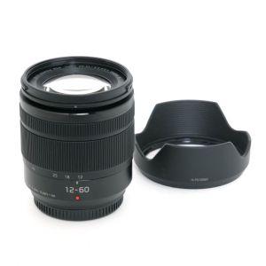 Panasonic Lumix G 12-60mm/3,5-5,6 Power O.I.S., Sonnenblende