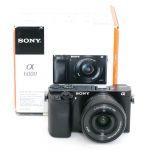 Sony Alpha 6000 Gehäuse (20528 Auslösungen), + Sony E 16-50mm/3,5-5,6 OSS, OVP