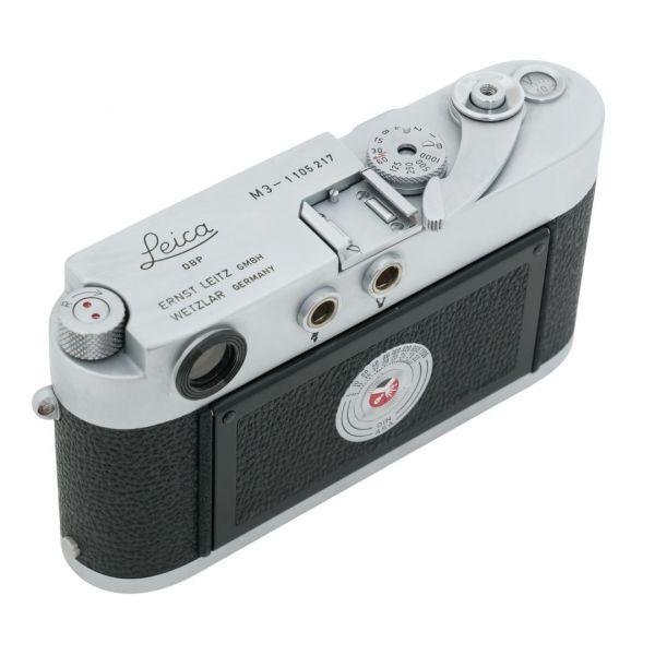 Leica M3 Gehäuse Silber Sn. 1105217 – Bild 3