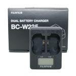 Fujifilm BC-W235 Ladegerät, OVP, inkl. 20% MwSt.