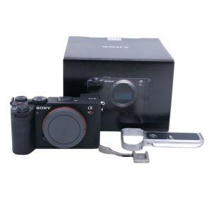 Sony ILCE Alpha 7C R Gehäuse (3580 Auslösungen), inkl. SmallRig Daumenstütze, SmallRig Untere Montageplatte (Nr.4438), OVP, 6 Monate Garantie