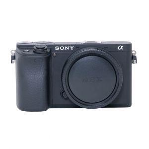 Sony Alpha 6400 Gehäuse (1610 Auslösungen), 2. Akku