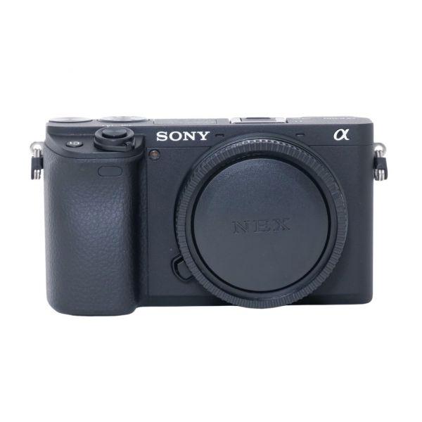 Sony Alpha 6400 Gehäuse (1610 Auslösungen), 2. Akku