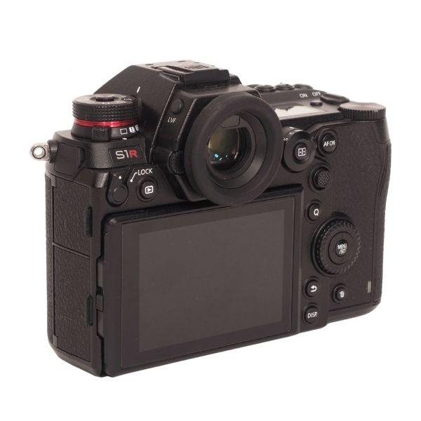 Panasonic Lumix S1R Gehäuse (~7500 Auslösungen), OVP, 1 Jahr Garantie, 2.Akku, inkl. L-Bracket – Bild 3