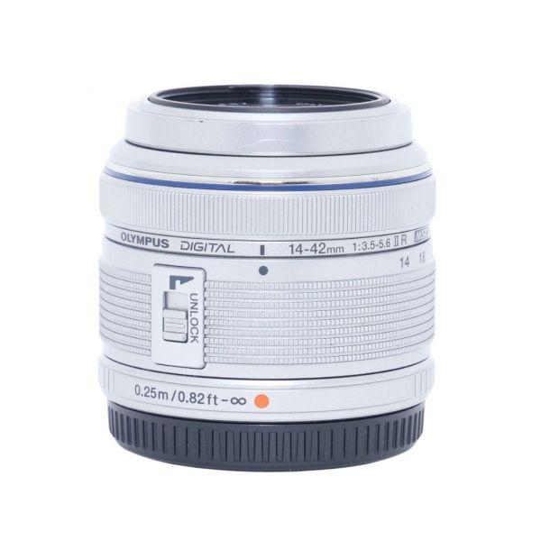 Olympus M.Zuiko 14-42mm/3,5-5,6 silber