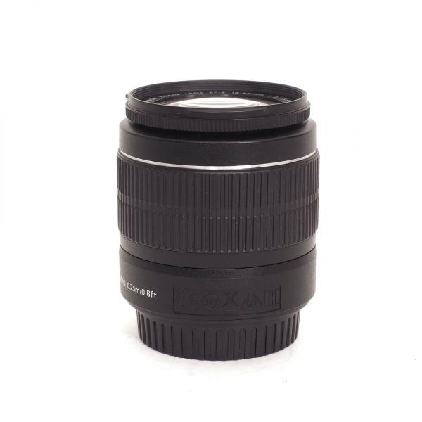 Canon EF-S 18-55mm/3,5-5,6 III – Bild 2