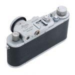 Leica IIIa Gehäuse, silber, Sn.343272, + Elmar 5cm/3,5 Leder Bereitschaftstasche