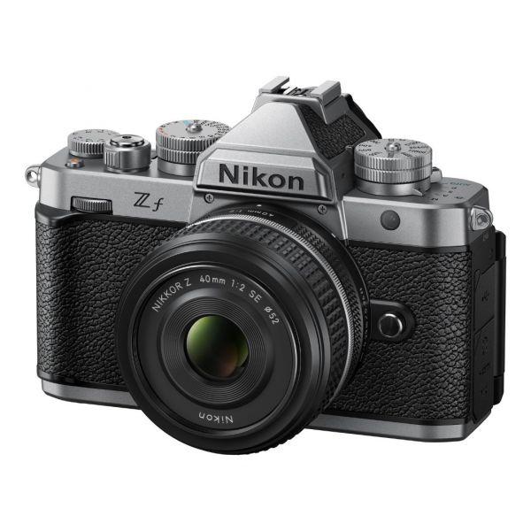 Nikon Z f silber + Z 40mm/2 SE