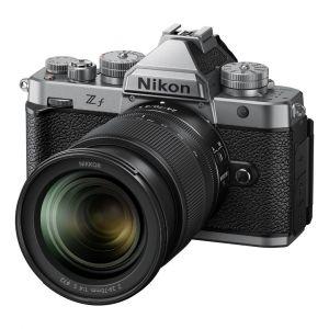 Nikon Z f silber + Z 24-70mm/4 S