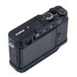 Fujifilm X-E4 Gehäuse, schwarz, OVP + MHG-XE4 Handgriff + TR-XE4 Daumenstütze schwarz, OVP, 6 Monate Garantie