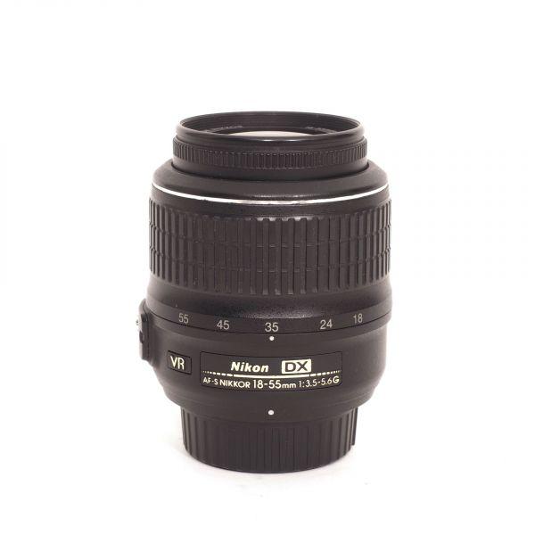 Nikon AF-S 18-55mm/3,5-5,6 DX, G, VR